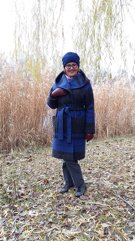 Уютное пальто с капюшоном от Olga-A