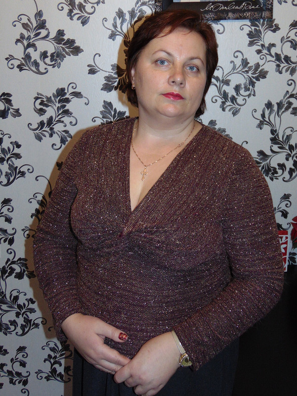 Пуловер с узелком от Elenka-Elenka