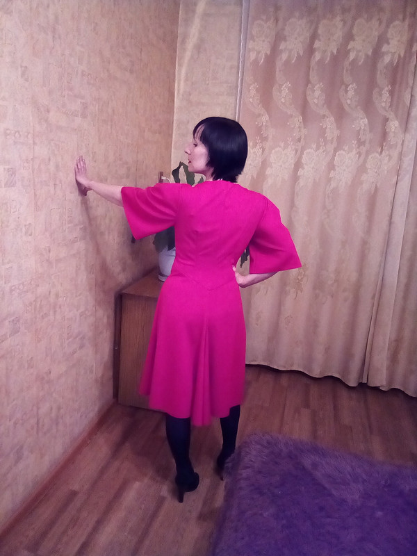 Платье с рукавами-крылышками от glyadinceva
