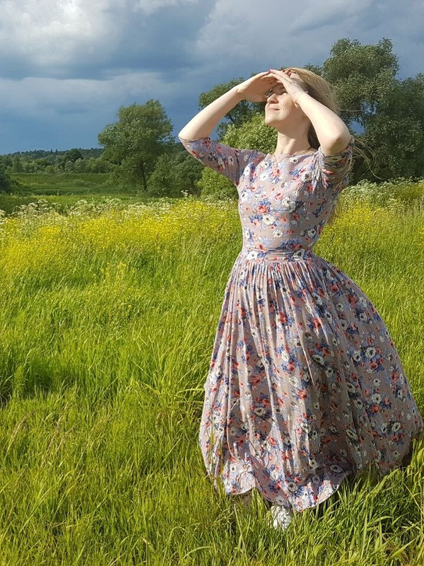 Платье с открытой спиной Барышня-крестьянка от TemnajaSvetlaja