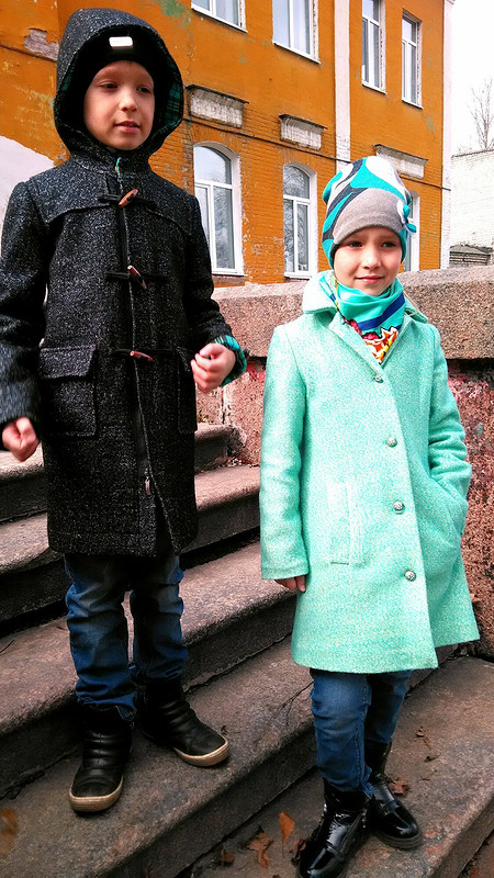 Пальто для двойняшек от OlesjaKodina