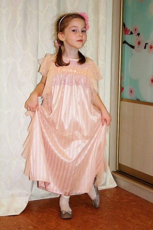 Нарядное платье от ElenaShender0va
