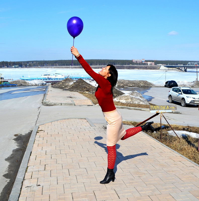 Бежевая юбка с клапанами от Любаева Светлана