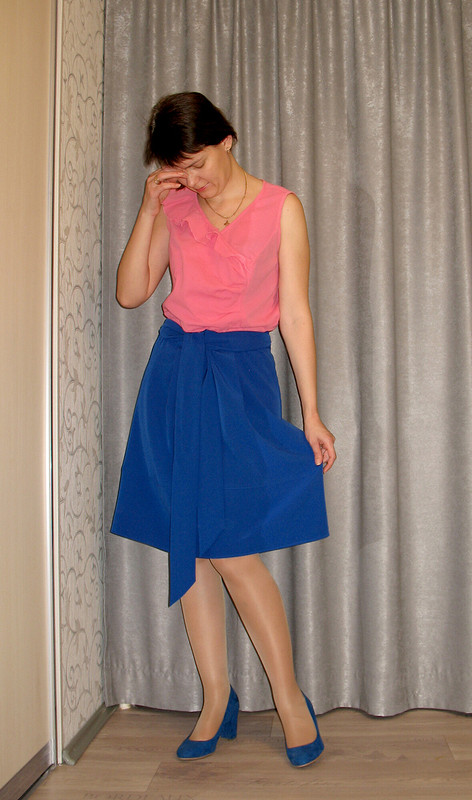 Электрически синяя юбка от Alexina905