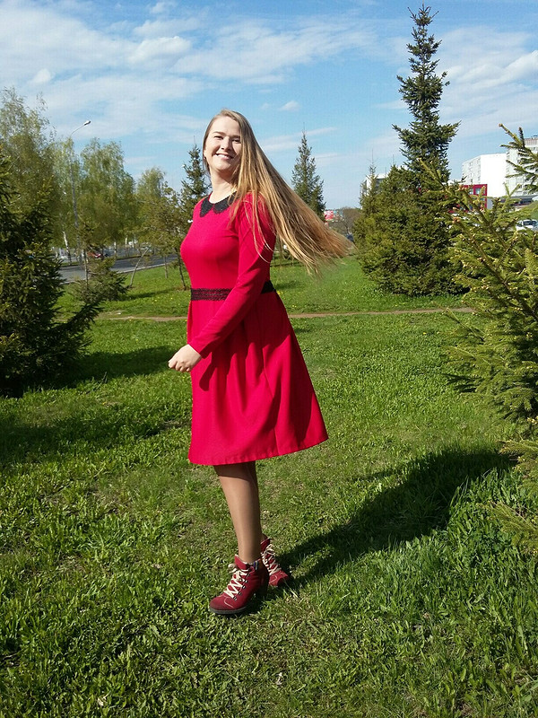 Красное платье от Sveta Sews