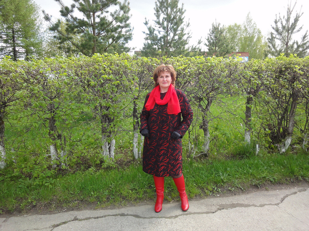 Черно-красное пальто от Uralochka