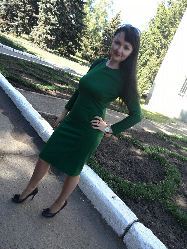 Зеленое платье реглан от gil83