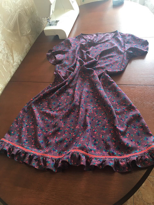 Платье из вискозы от Alluska