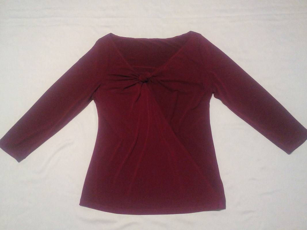 Пуловер с «узелком» от Elenka 789