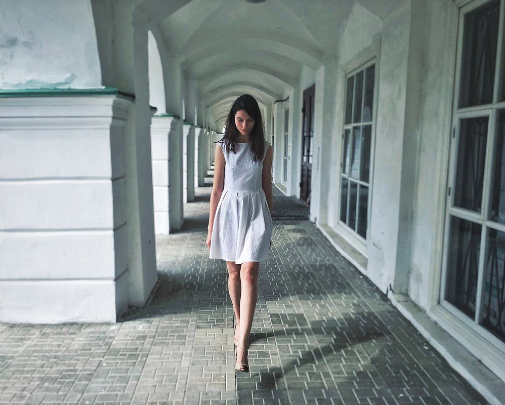 Просто белое просто платье от Alencha
