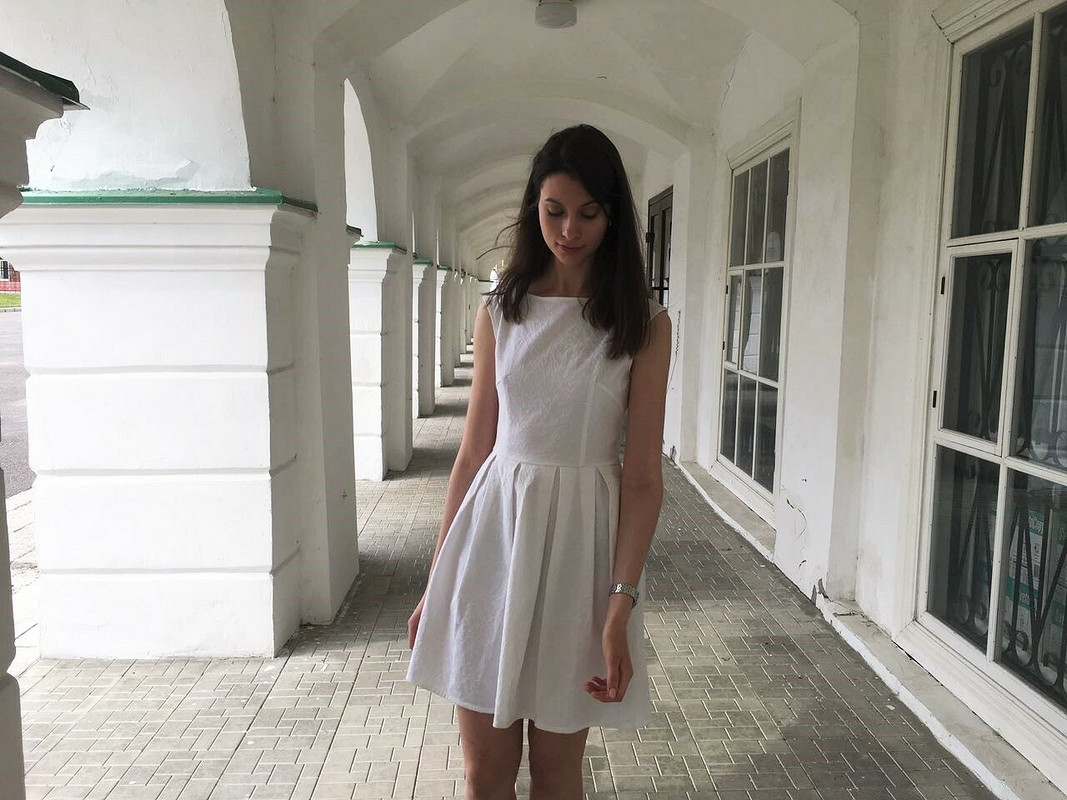 Просто белое просто платье от Alencha