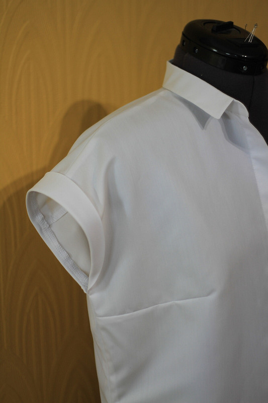 Белая рубашка от t5991020