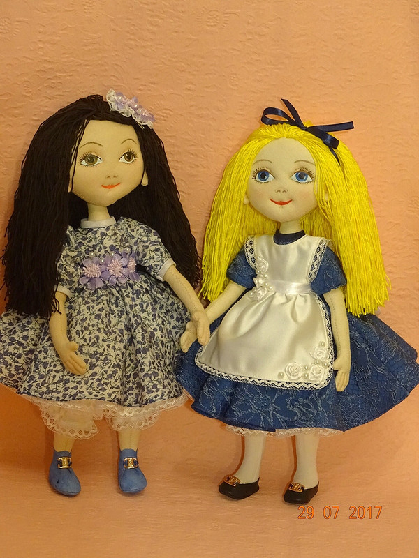 Алиса и Юля от Мелания