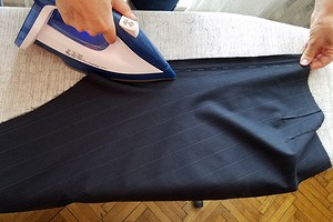Как правильно выполнять влажно-тепловую обработку мужских брюк