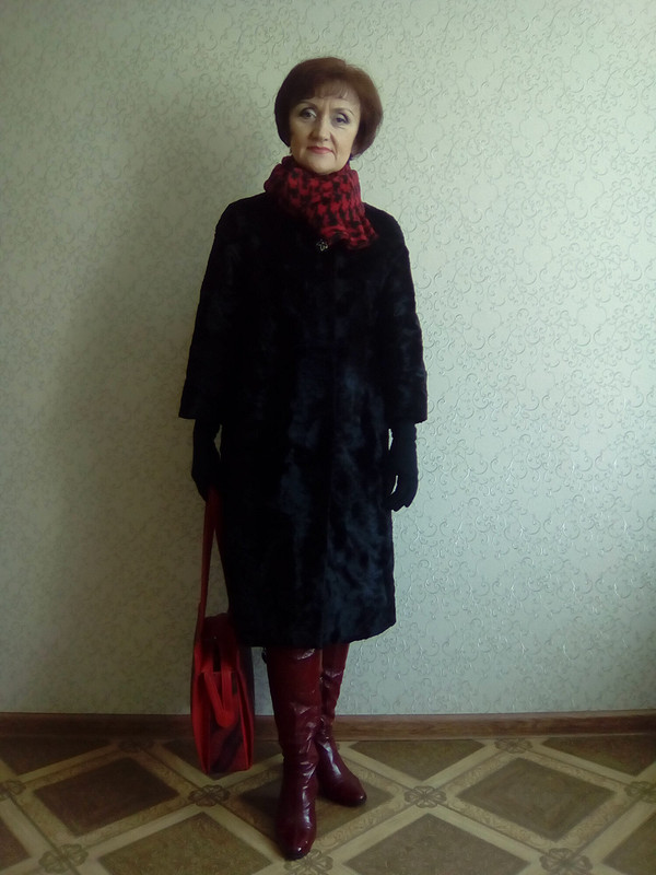Меховое пальто от Lаdy in red