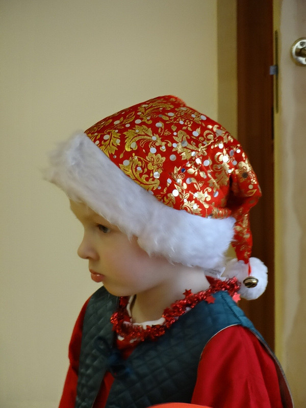 Детский костюм гномика для мальчика на Новый год