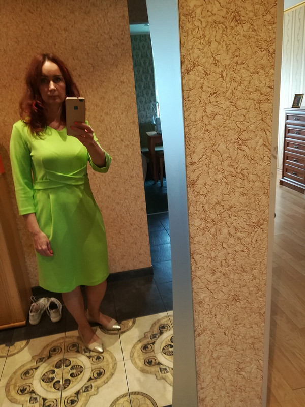 Платье-футляр зелень от IrinaMolotkova