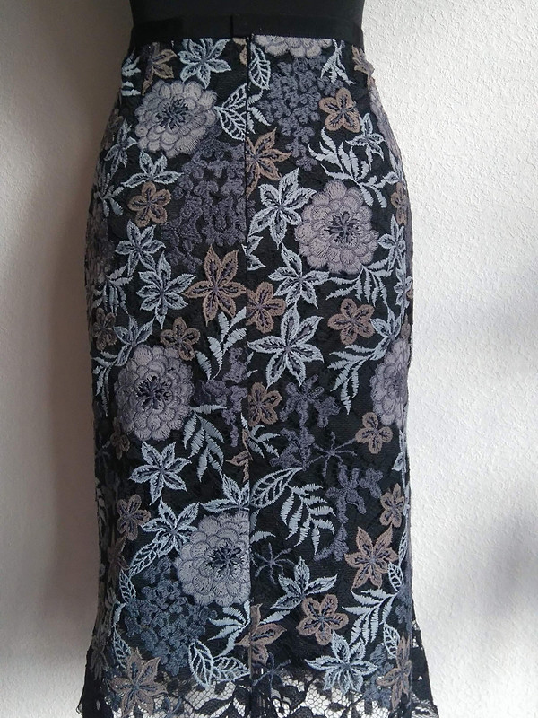 Кружевная юбка от iewaa