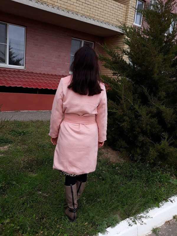Пальто из розового кашемира от HappyDanara