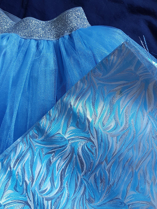 Воланы и легкие ткани — шьем выпускное платье для Золушки