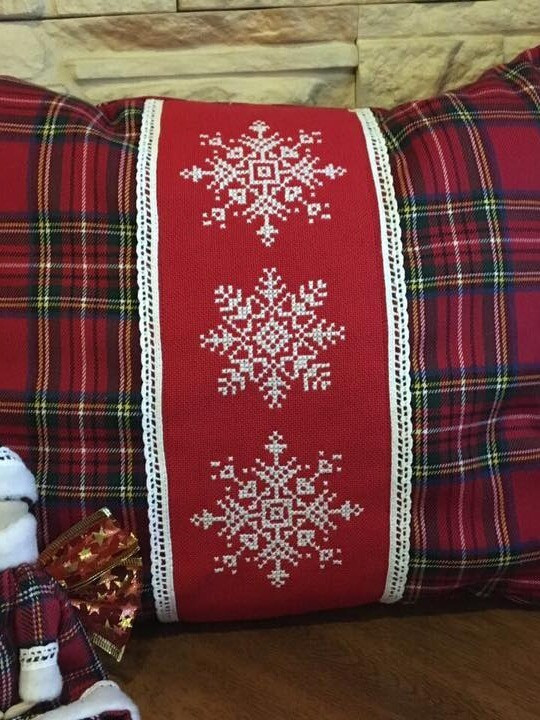 Рождественская диванная подушка от Ст.Елена