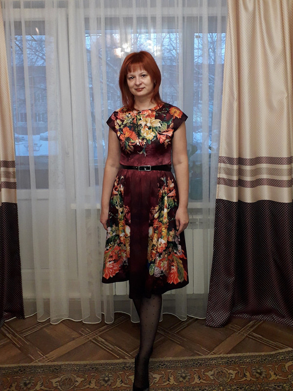 Платье в цветах от Ольга Толстова