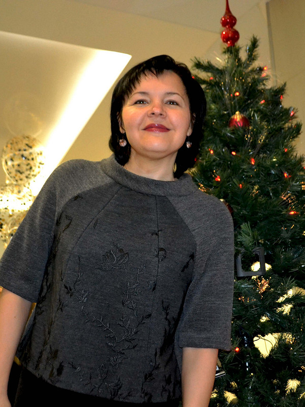 Пуловер с кружевом для сибирской зимы от Любаева Светлана