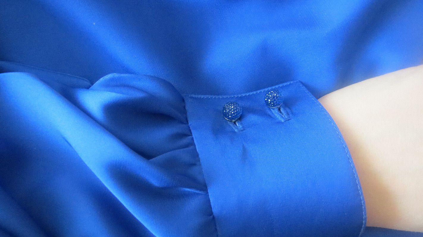 Синее платье от Вианн Роше