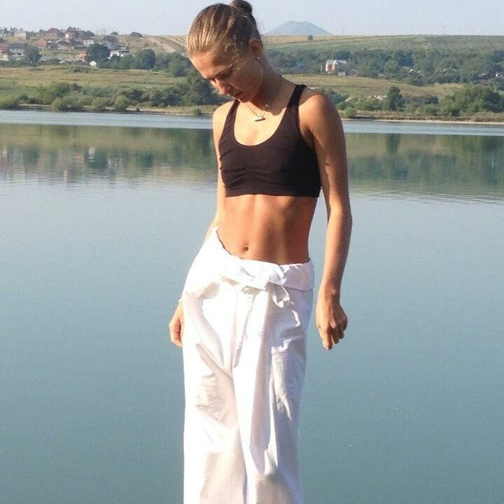 тайские йога-штаны белые от LissaSelezneva