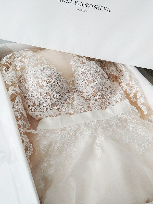 Невесомое свадебное платье от AnnieK-