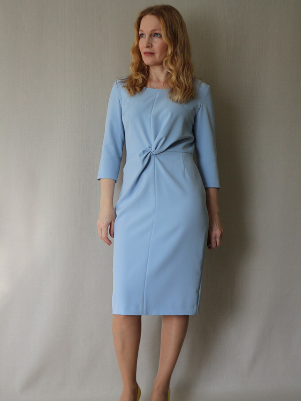 Небесно- голубое платье от Elena Leo