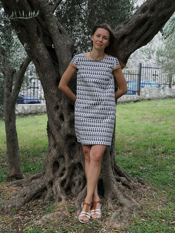 Анджела Дэвис - стройными рядами на платье от OLLLis