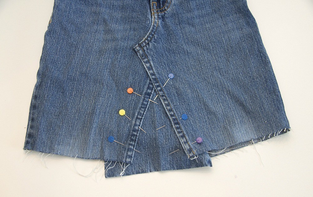 Что сшить из старой джинсовой юбки: 8 идей на выбор
