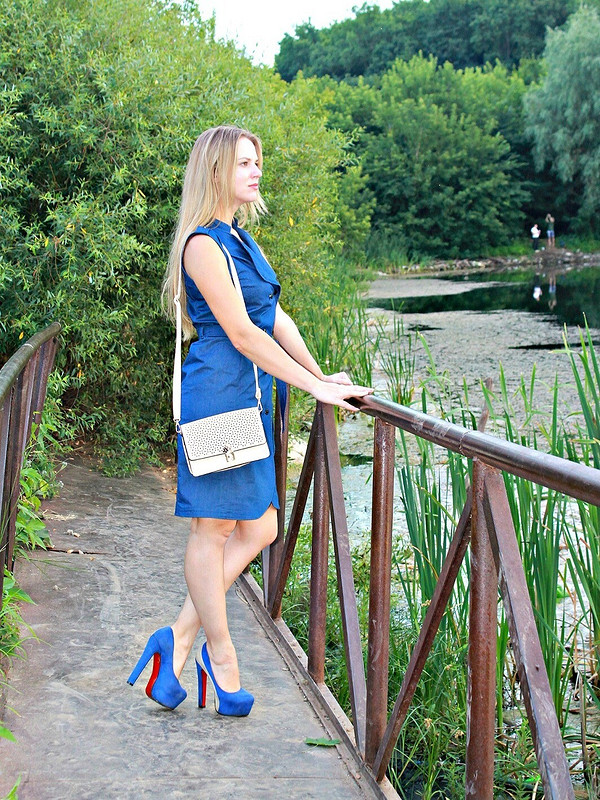 Синее платье..... от SladkoAlenKa