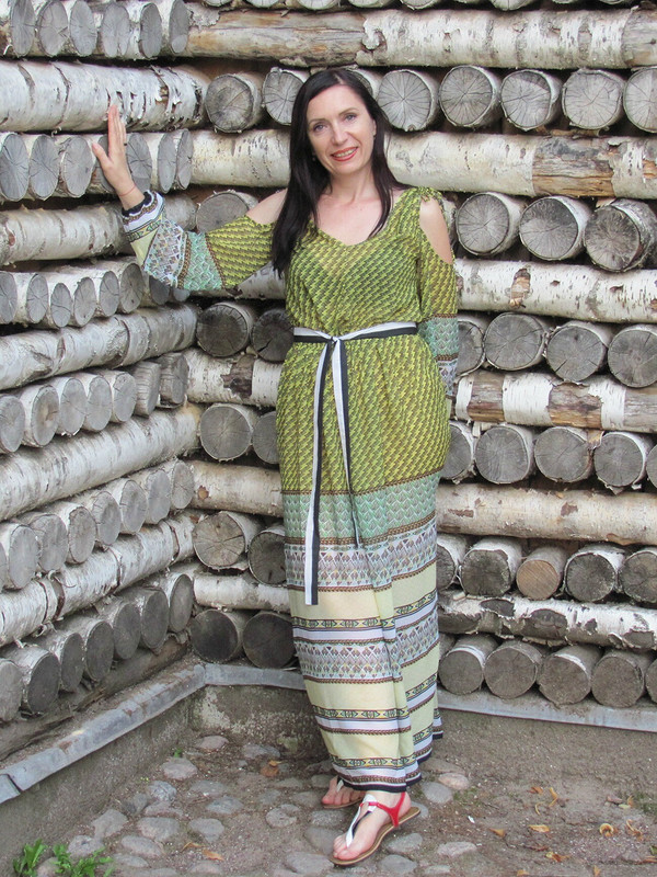 платье с открытыми плечами от natali_polnikova