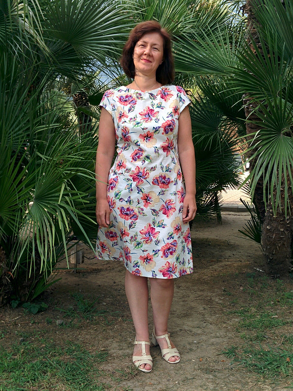 Платье, цветы и розовые кусты от Yulya158