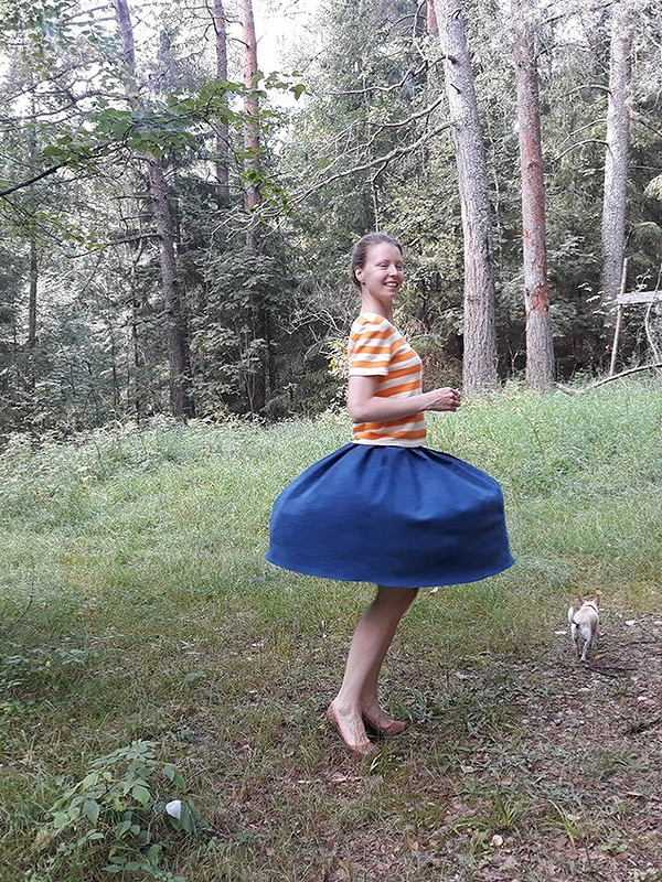 Джинсовая юбка с бантовыми складками от JulieIva