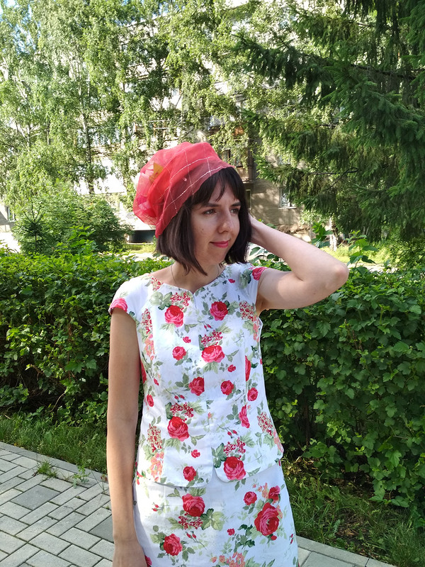 Платье в розах от Korzyk