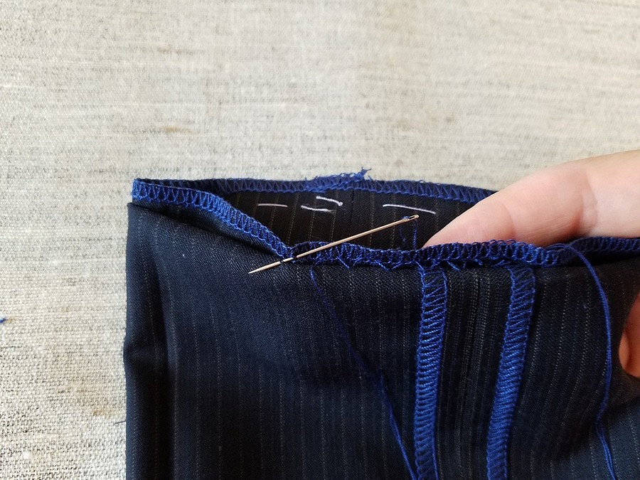 Потайной шов на машинке брюки