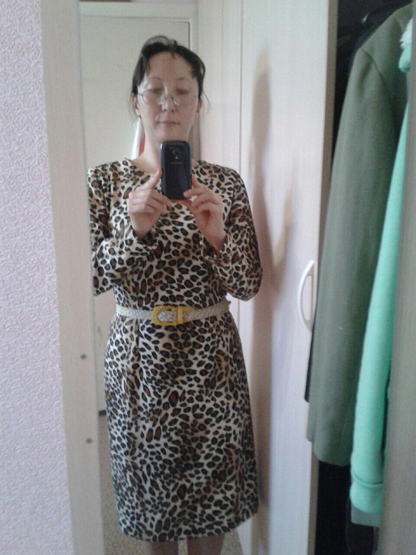 Платье-футляр из леопардового трикотажа от HappyDanara