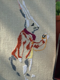  Схема вышивки «Следуй за белым кроликом»