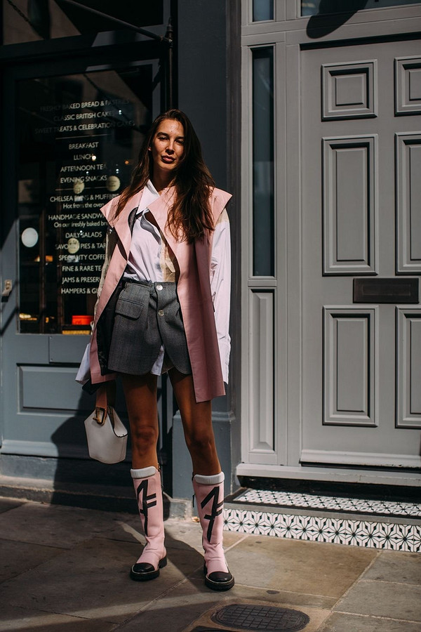 Street style: самые эффектные образы Недели моды в Лондоне 2018