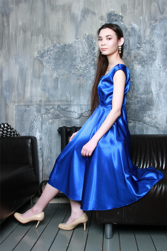 Синее бальное платье от LilyUnker