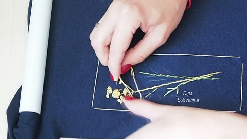 Как декорировать платье вышивкой лентами
