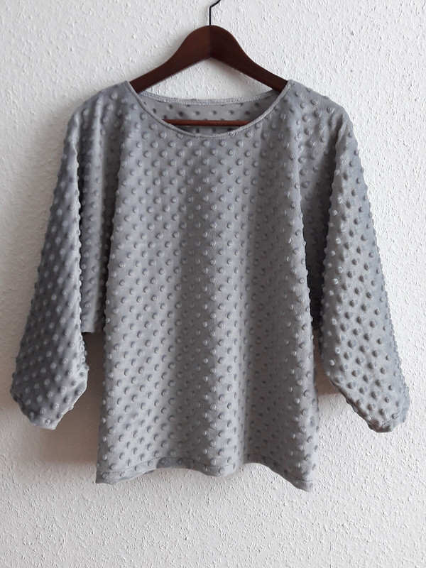 Плюшевый пуловер для подруги Ани от maletski