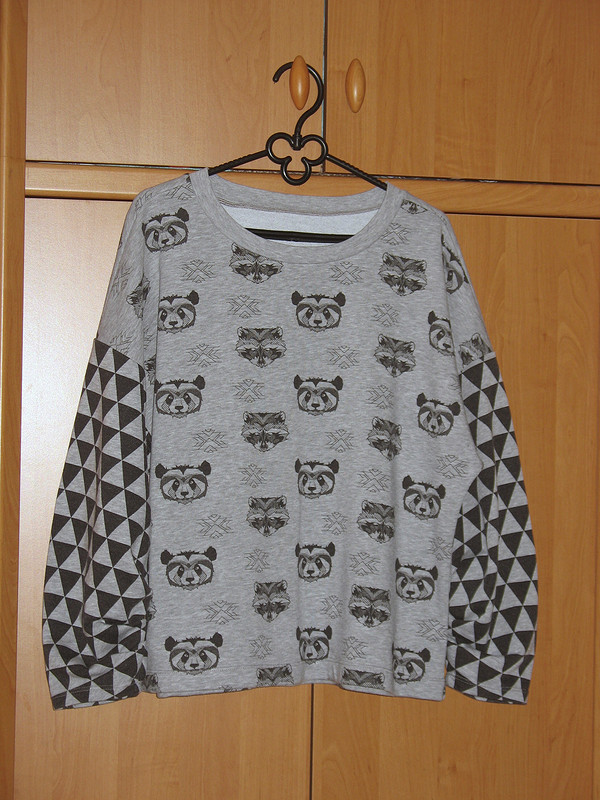 Пуловер от uekmrbyf