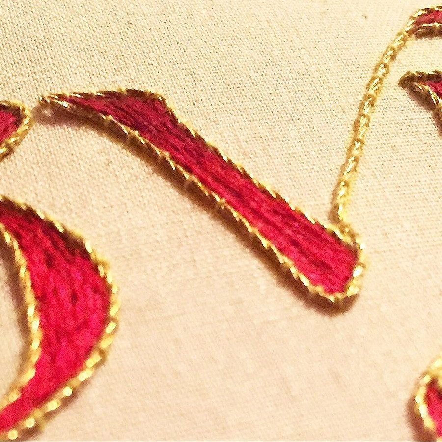 Эксперименты от выпускницы Королевской школы вышивания: рукодельный instagram недели
