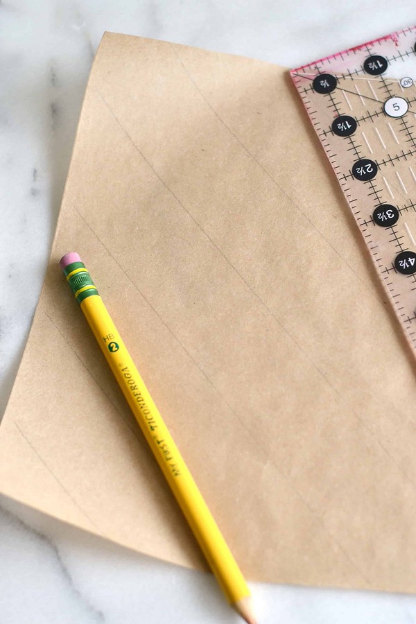 10 простых идей для изготовления сувениров из крафт-бумаги плюс инструкции
