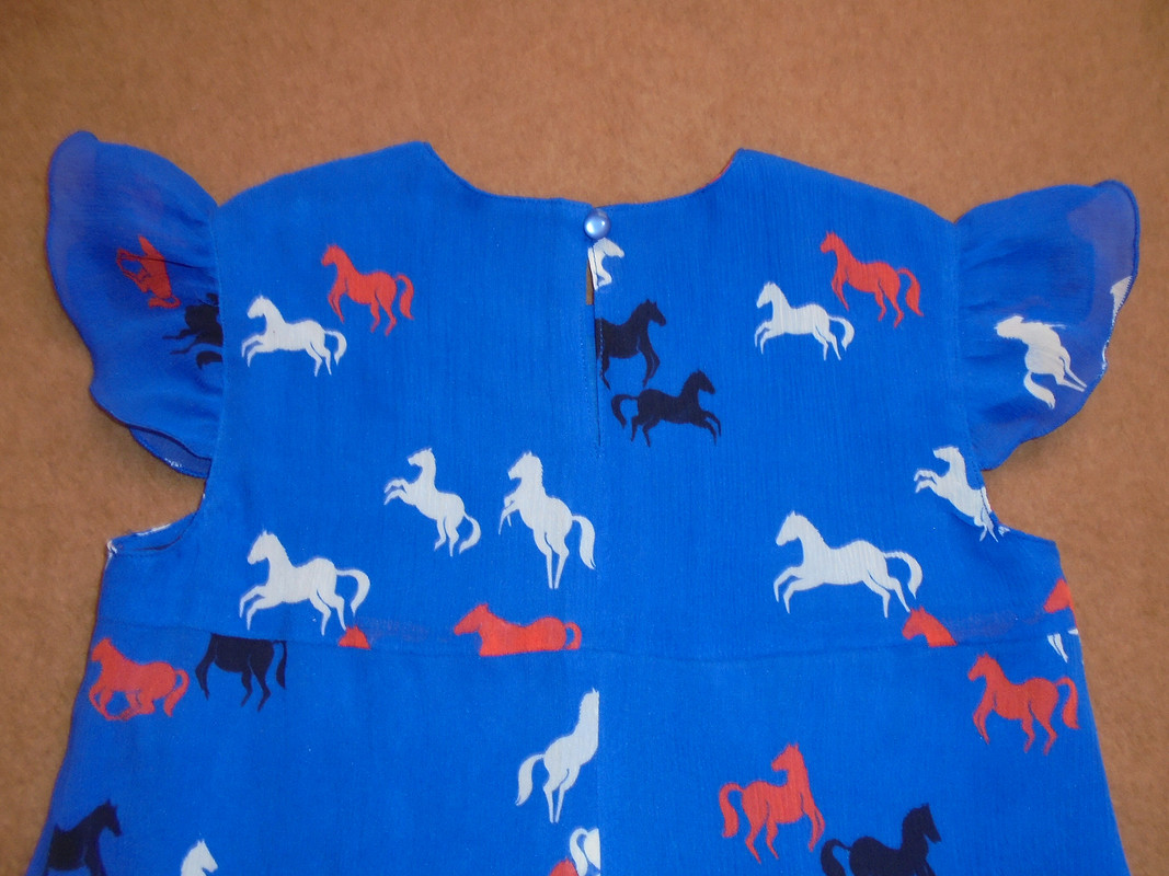 Платье с лошадками от Patrolaj