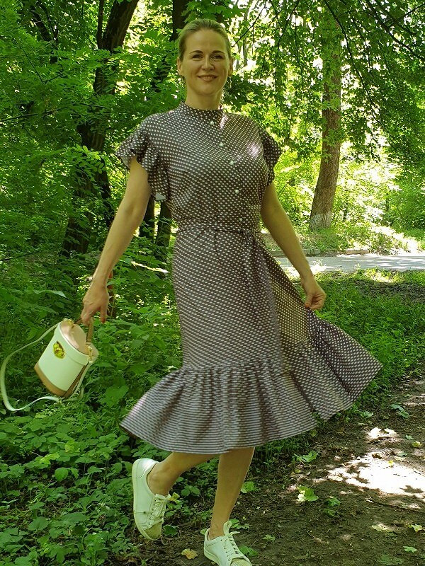 Платье в горошек от L-Natalia